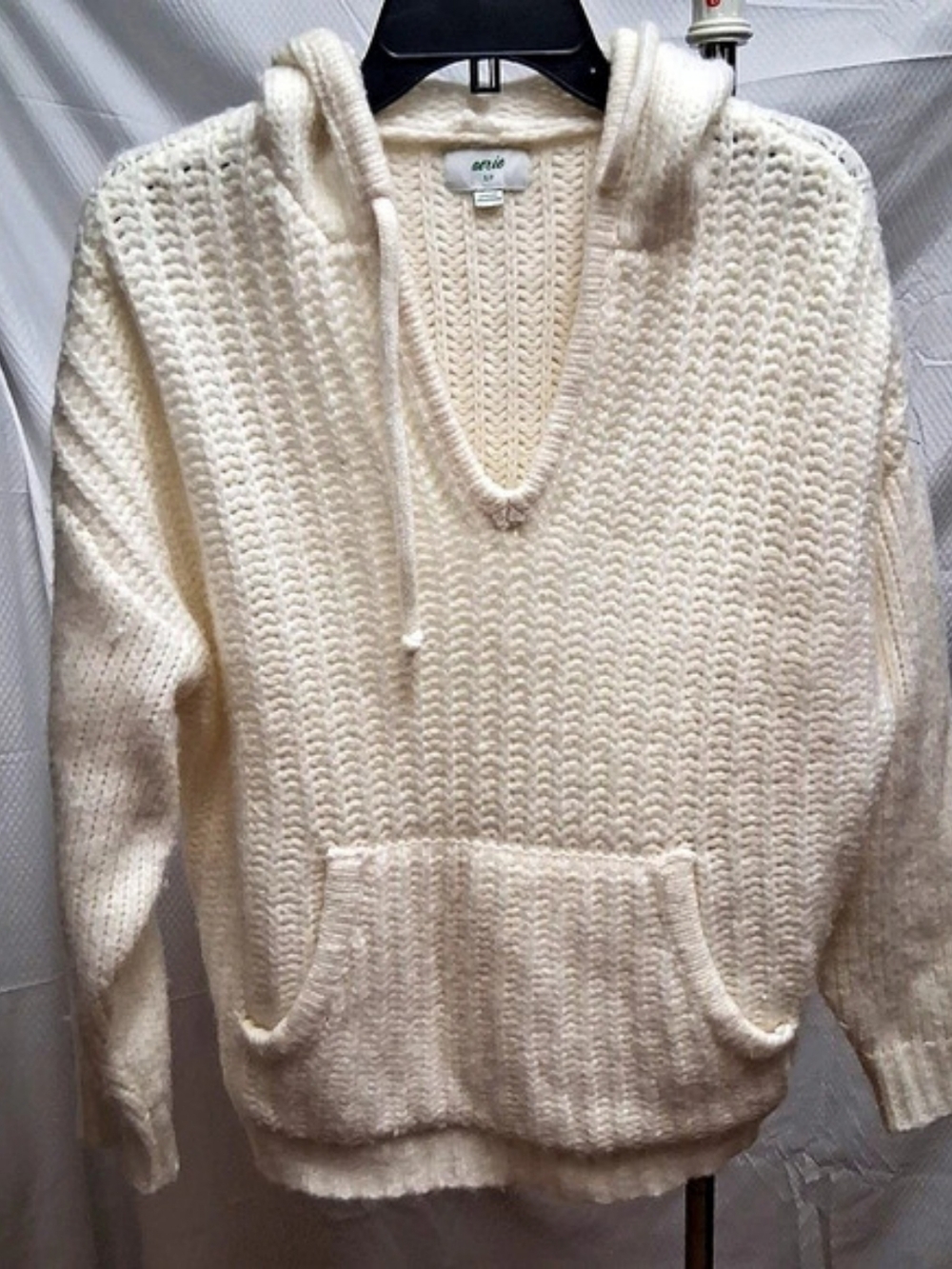 Aerie Cream Cowl Neck Hoodie Size Small Like New And Buttery 🧈